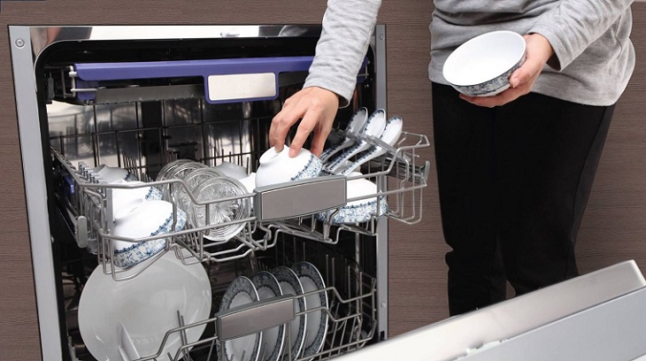 Diễn đàn rao vặt tổng hợp: Cách xếp bát đĩa vào máy rửa bát hiệu quả nhất Nen-dung-vien-rua-bat-hay-bot-rua-bat